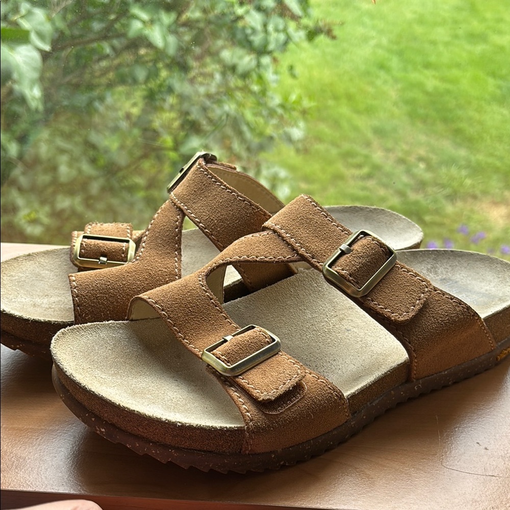 Dansko DAYNA Tan Suede Sandals with Gold Buckles size 41